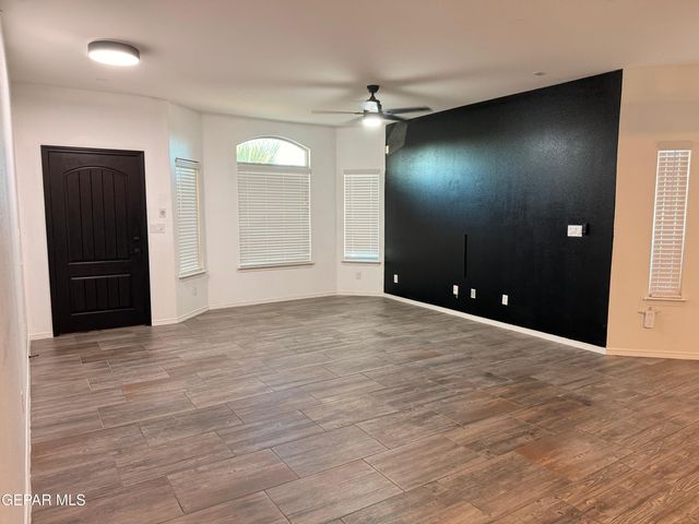 14270 RICHARD WILES, El Paso, TX 79938