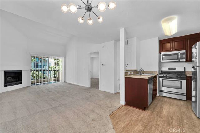 5535 Canoga 332, Woodland Hills, CA 91367