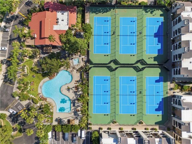 5535 Canoga 332, Woodland Hills, CA 91367