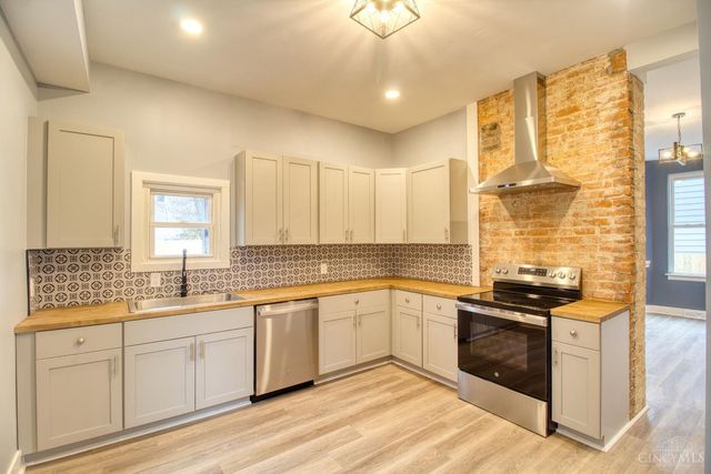 6107 Clephane Avenue, Cincinnati, OH 45227