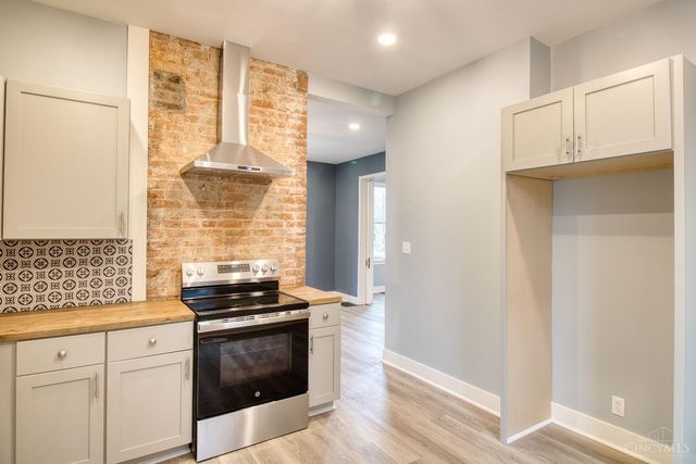 6107 Clephane Avenue, Cincinnati, OH 45227