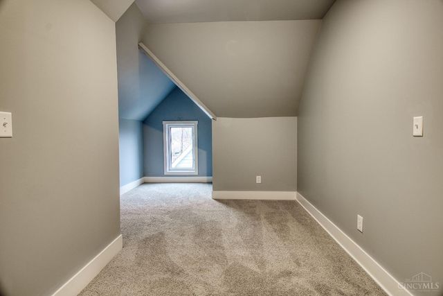 6107 Clephane Avenue, Cincinnati, OH 45227