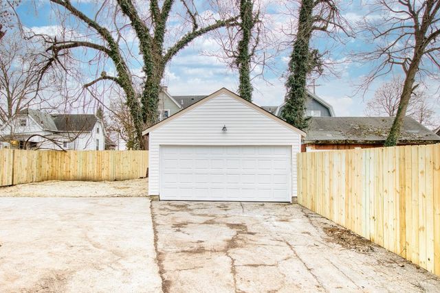 6107 Clephane Avenue, Cincinnati, OH 45227