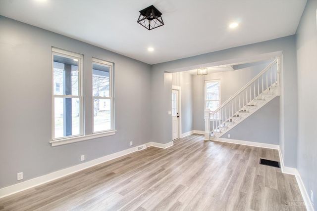 6107 Clephane Avenue, Cincinnati, OH 45227