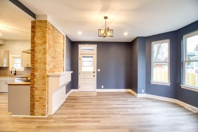 6107 Clephane Avenue, Cincinnati, OH 45227