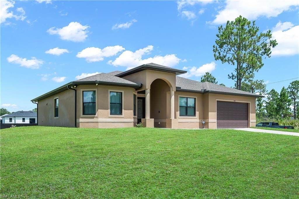 1105 James AVE, LEHIGH ACRES, FL 33936 — photo 2
