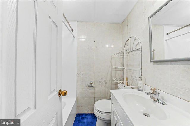 1515 YATES AVE, Marcus Hook, PA 19061