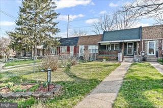 1515 YATES AVE, Marcus Hook, PA 19061