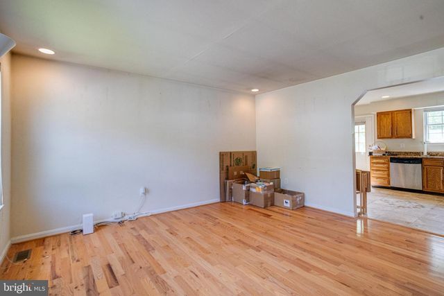 806 BALBOA AVE, Capitol Heights, MD 20743