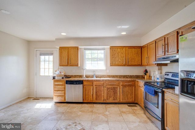 806 BALBOA AVE, Capitol Heights, MD 20743