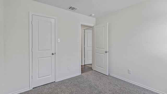 1223 Barkridge Drive, Crandall, TX 75114