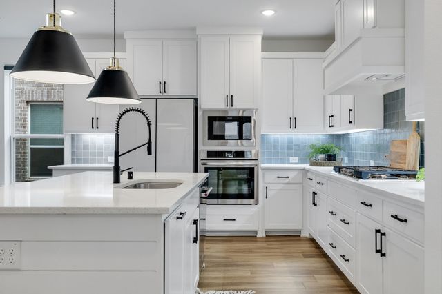 2917 Borderland Lane, Celina, TX 75009