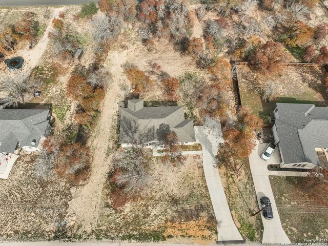 195 Log Cabin, Poteet, TX 78065