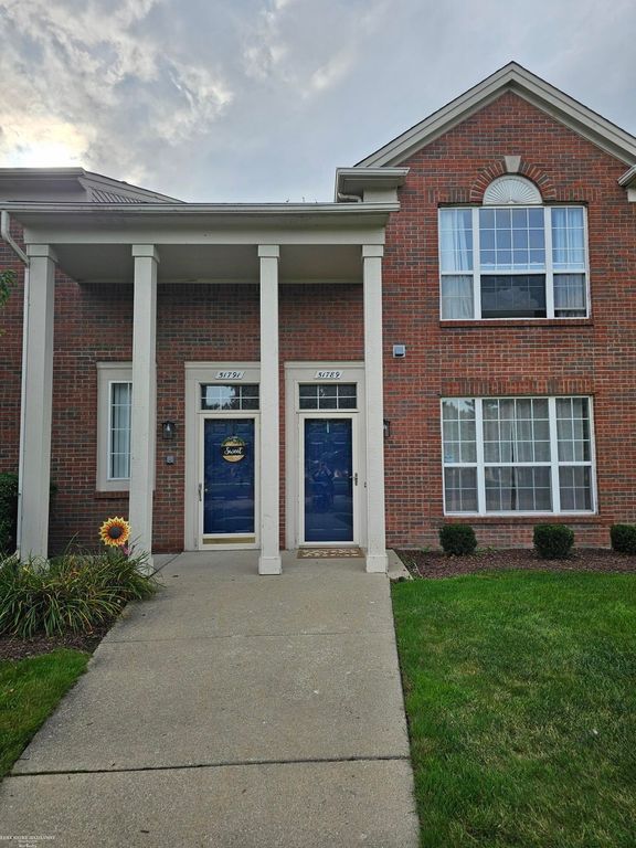51789 Adler Park Drive, Chesterfield Twp, MI 48051