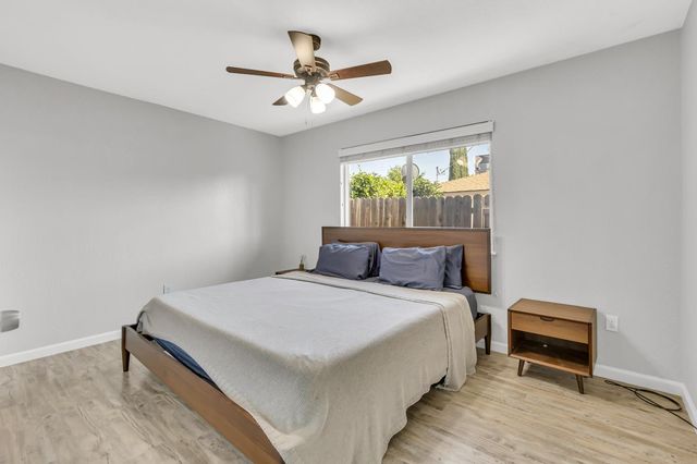 5736 Ensign St, Fair Oaks, CA 95628