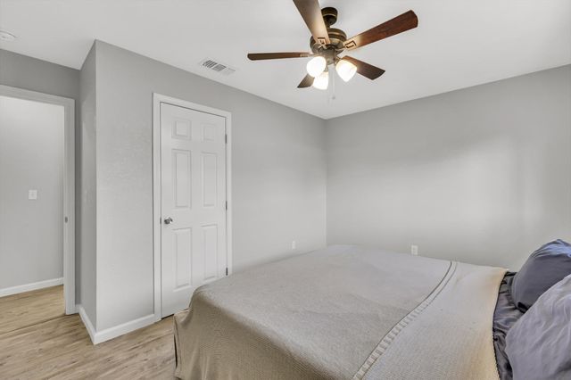 5736 Ensign St, Fair Oaks, CA 95628