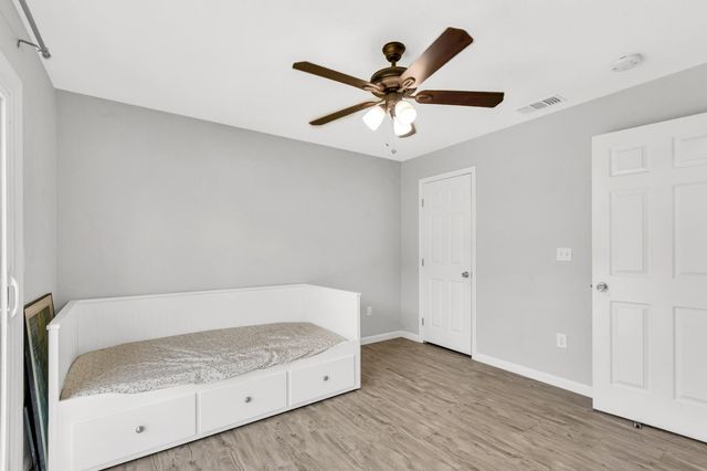 5736 Ensign St, Fair Oaks, CA 95628