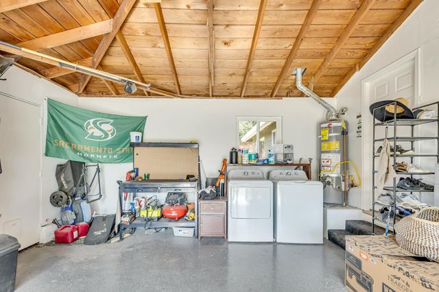 5736 Ensign St, Fair Oaks, CA 95628