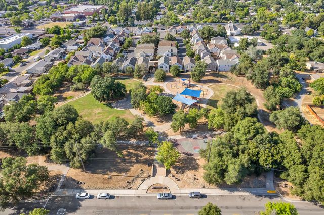 5736 Ensign St, Fair Oaks, CA 95628