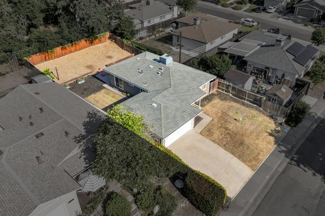 5736 Ensign St, Fair Oaks, CA 95628