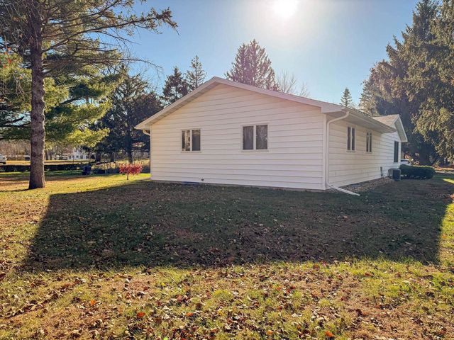 218 W Division Street, Mazomanie, WI 53560