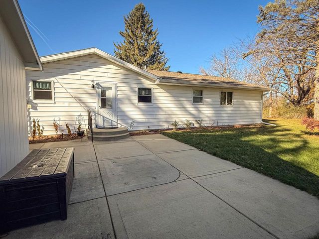 218 W Division Street, Mazomanie, WI 53560