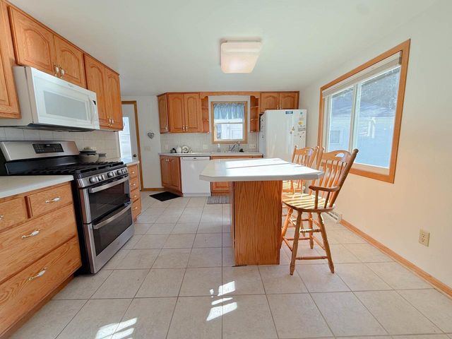 218 W Division Street, Mazomanie, WI 53560