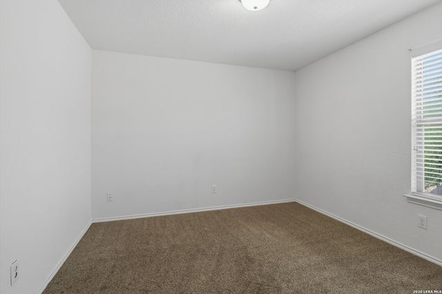 7121 Avery, Live Oak, TX 78233