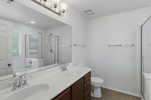 7121 Avery, Live Oak, TX 78233