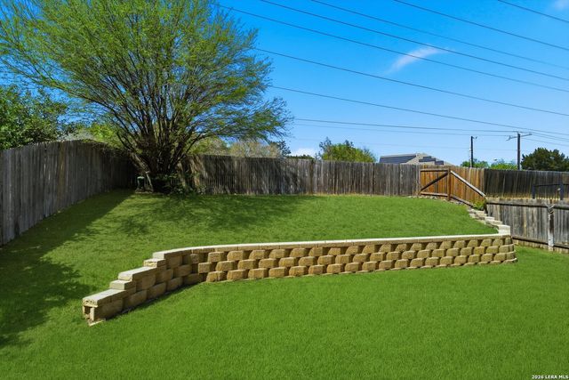 7121 Avery, Live Oak, TX 78233