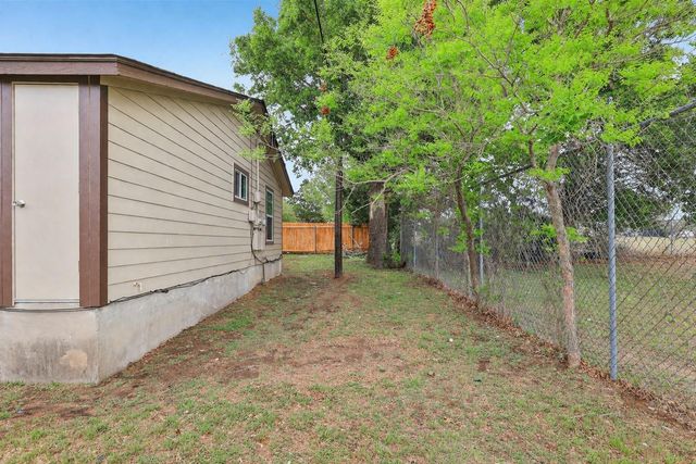 200 Monterrey ST A & B, Elgin, TX 78621