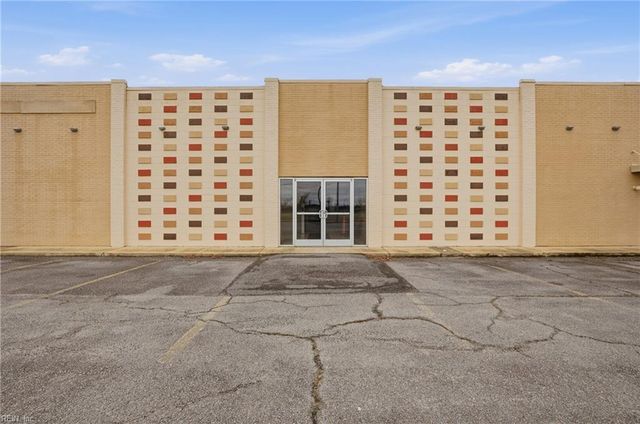 1367 Carrsville HWY, Franklin, VA 23851