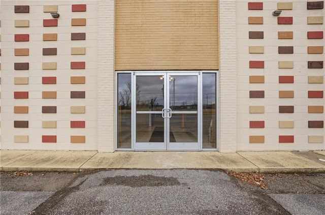 1367 Carrsville HWY, Franklin, VA 23851