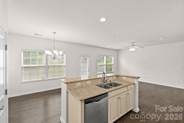 2435 Alyssa Lane, Charlotte, NC 28208