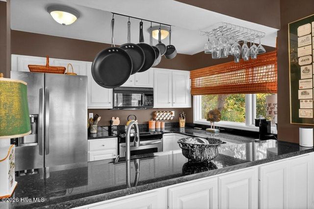 6338 Oleander Drive Apt 15, Wilmington, NC 28403