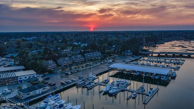 6338 Oleander Drive Apt 15, Wilmington, NC 28403