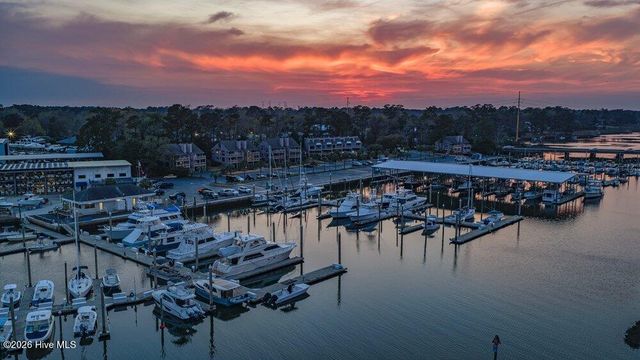 6338 Oleander Drive Apt 15, Wilmington, NC 28403