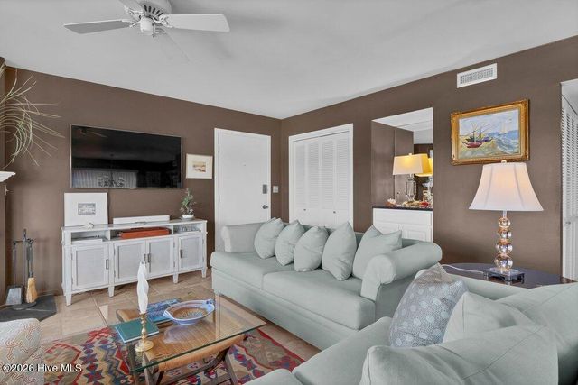 6338 Oleander Drive Apt 15, Wilmington, NC 28403