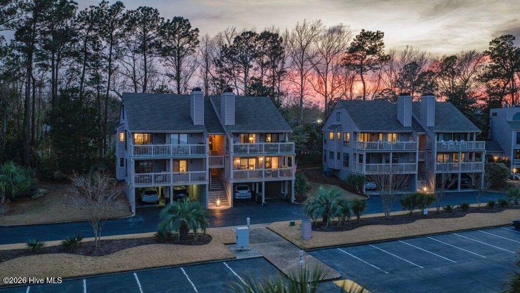 6338 Oleander Drive Apt 15, Wilmington, NC 28403