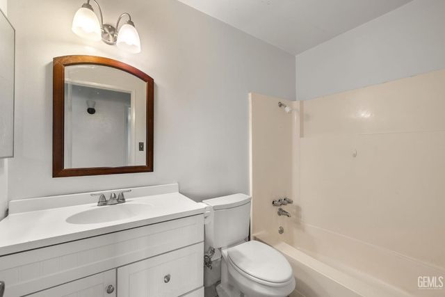 10908 Michele Avenue, Bakersfield, CA 93312