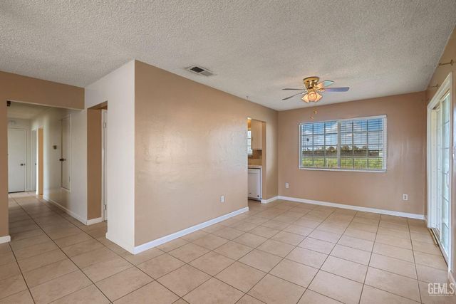 10908 Michele Avenue, Bakersfield, CA 93312