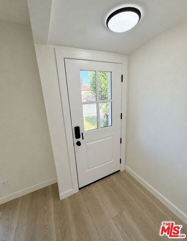 3957 Tivoli Avenue, Los Angeles, CA 90066