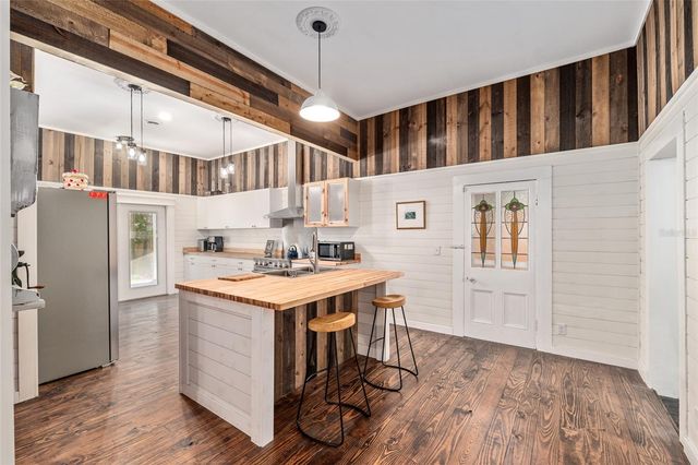 19451 SE 2ND STREET, Williston, FL 32696