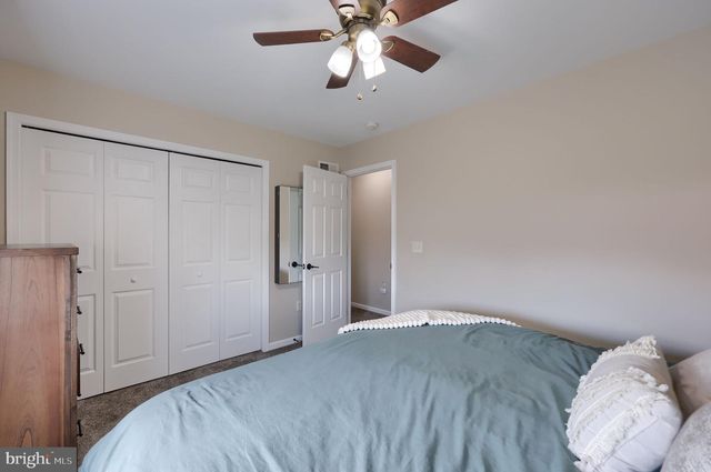 125 NOLAN DR, York, PA 17404
