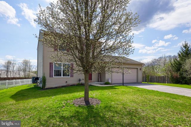 125 NOLAN DR, York, PA 17404