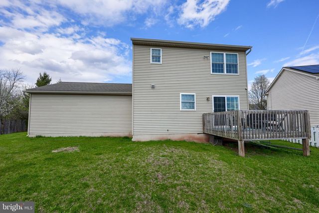 125 NOLAN DR, York, PA 17404
