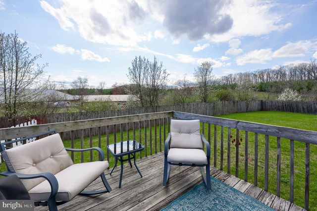 125 NOLAN DR, York, PA 17404