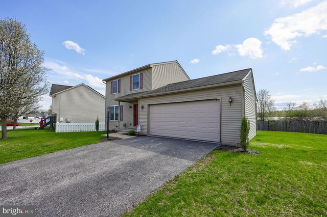 125 NOLAN DR, York, PA 17404