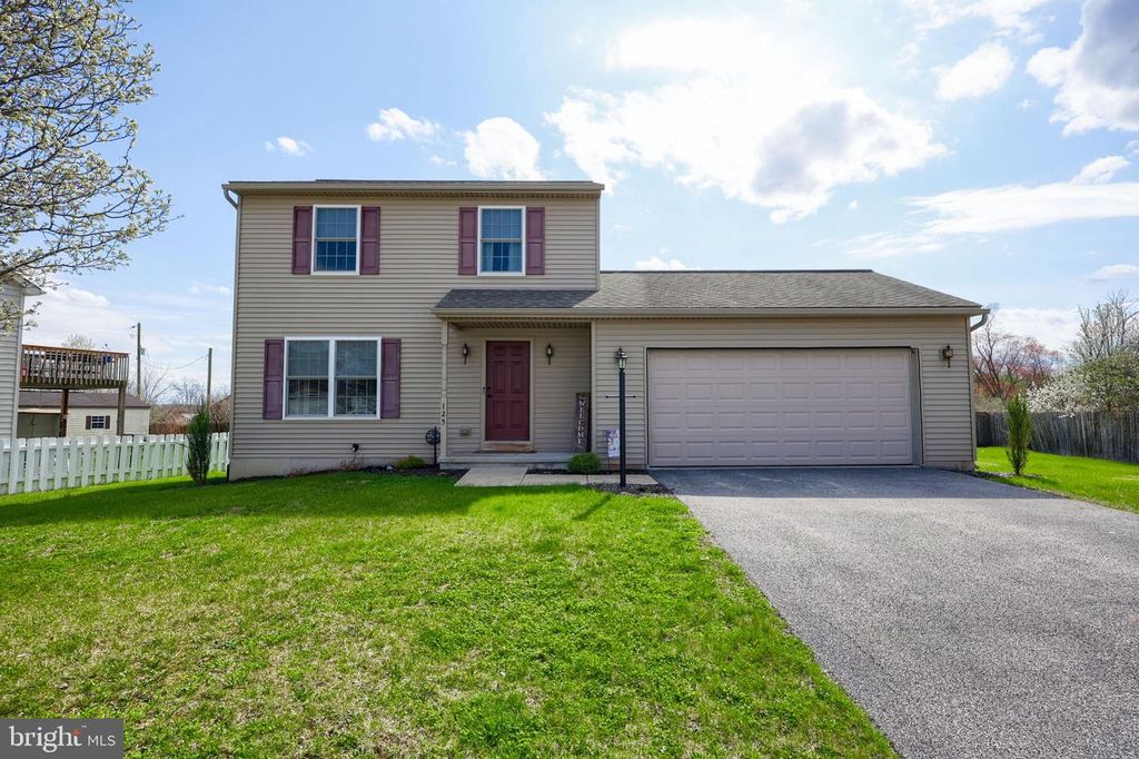 125 NOLAN DR, York, PA 17404