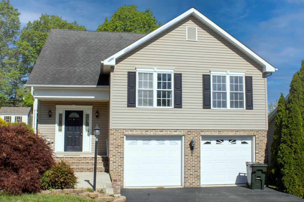 502 RITCHIE BLVD, Staunton, VA 24401